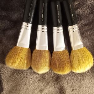 Bare Minerals Application Face Brush Bundle (4)